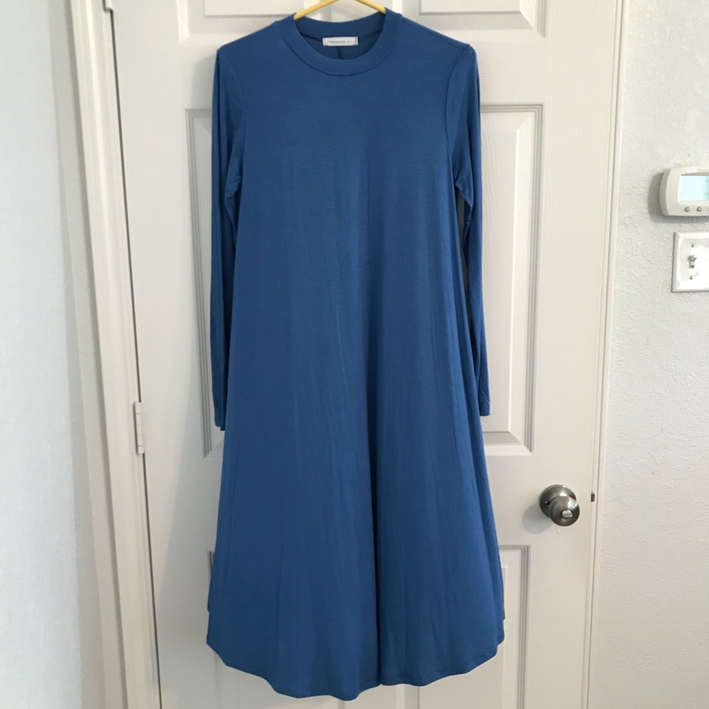 Blue Long-Sleeved Soft Basic Dress M